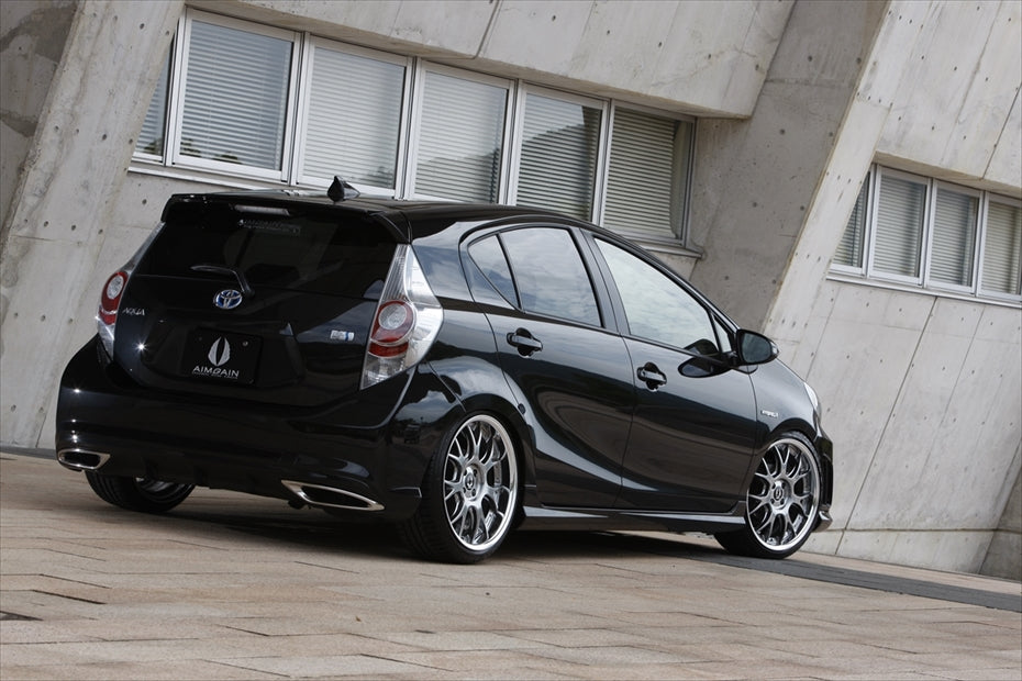 Toyota AQUA AIMGAIN Nhp10 side step - image 15