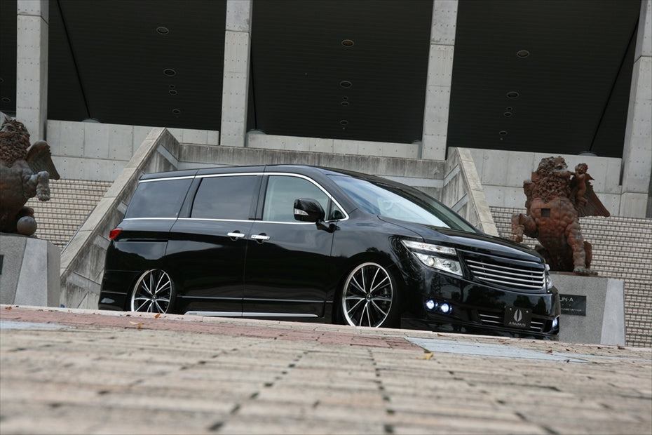Nissan Elgrand AIMGAIN Pure VIP front bumper - image 10