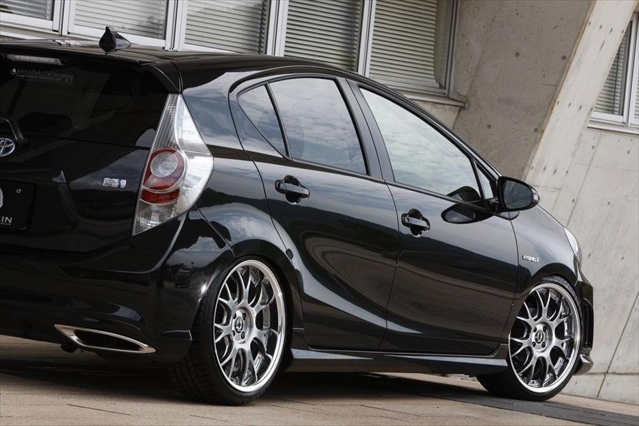 Toyota AQUA AIMGAIN Nhp10 rear bumper - image 12