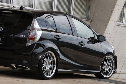 Toyota AQUA AIMGAIN Nhp10 rear bumper - image 12