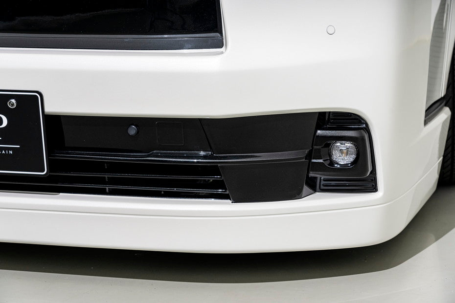 Toyota HiAce AIMGAIN Pure VIP chrome vinyl wrap sheet - image 14