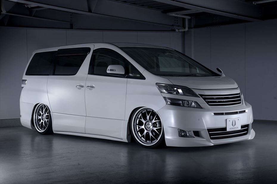 Toyota Vellfire AIMGAIN Pure VIP front grille