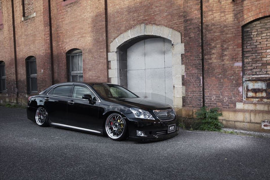 Toyota Crown Majesta AIMGAIN Pure VIP exhaust tips