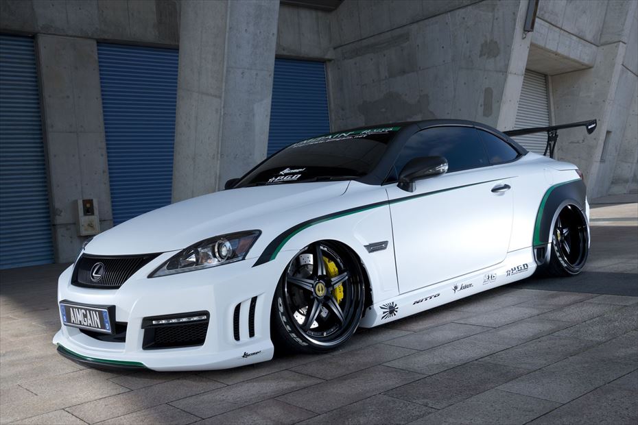 Lexus IS-C AIMGAIN Pure VIP rear over fenders