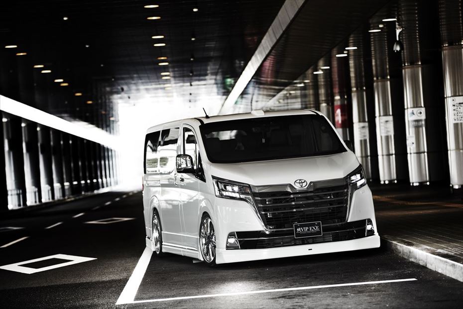Toyota GRANACE AIMGAIN VIP EXE full kit