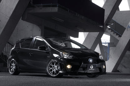 Toyota AQUA AIMGAIN Nhp10 side step - image 2
