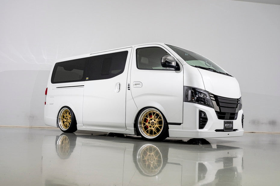 Nissan Caravan AIMGAIN VIP EXE exhaust tips - image 3