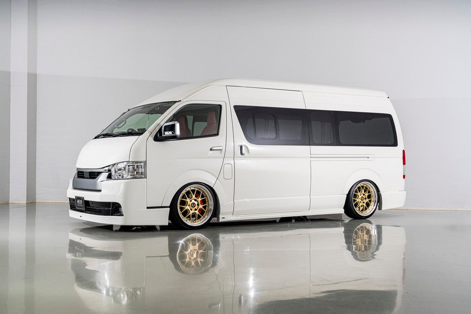 Toyota HiAce AIMGAIN wide body full kit - image 3