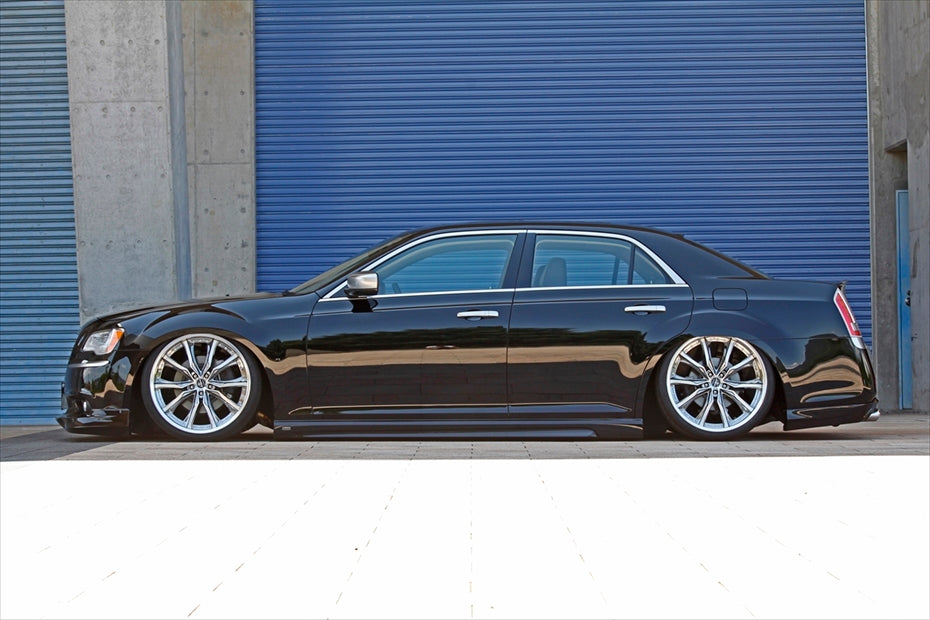 Chrysler C300 AIMGAIN VIP EXE roof spoiler - image 5