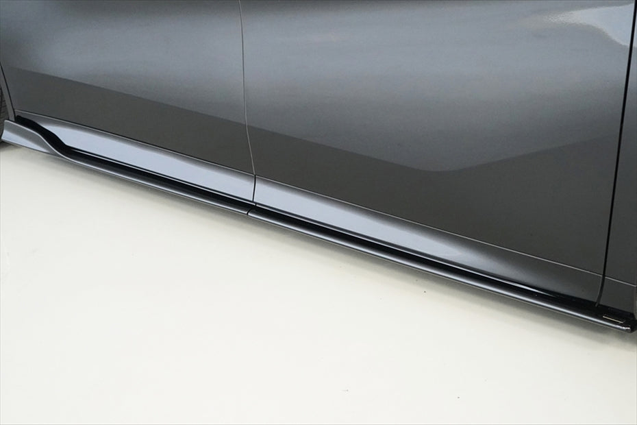 Toyota Vellfire AIMGAIN Pure VIP side skirts - image 6