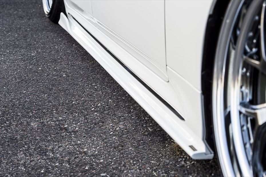 Toyota Crown AIMGAIN Pure VIP side skirts - image 6