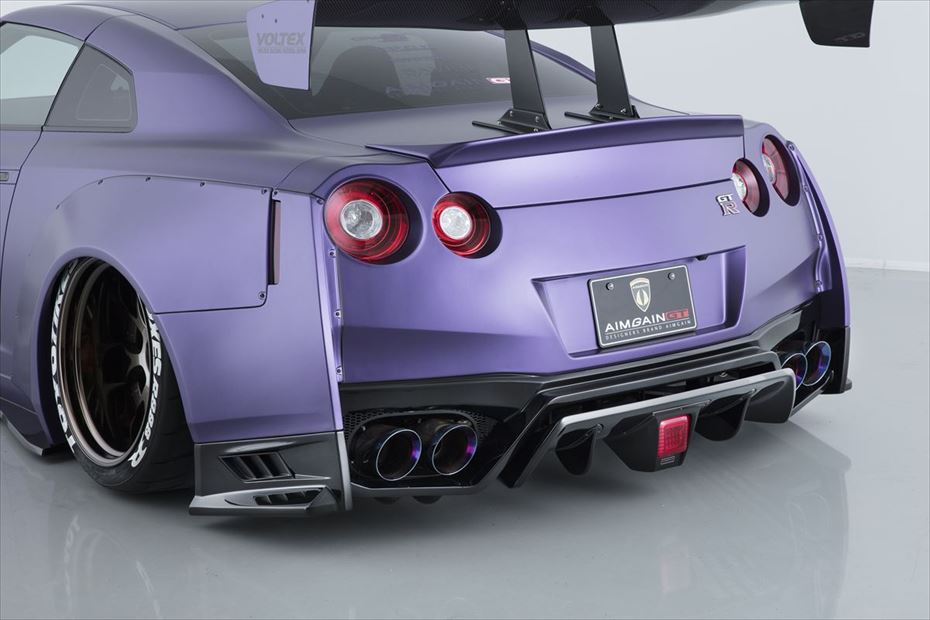 Nissan GT-R R35 AIMGAIN GT type2 carbon bonnet - image 6