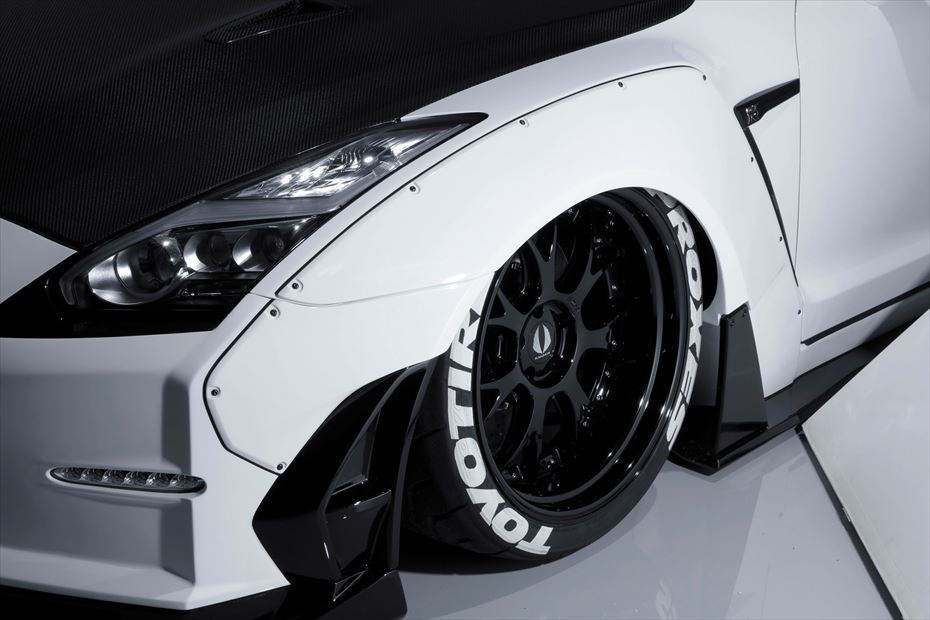 Nissan GT-R R35 AIMGAIN GT type1 side skirts - image 6