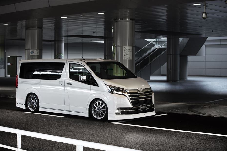 Toyota GRANACE AIMGAIN VIP EXE full kit - image 6
