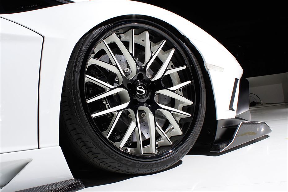 AIMGAIN Lamborghini Aventador GT Type-1 body kit - Detail View 25