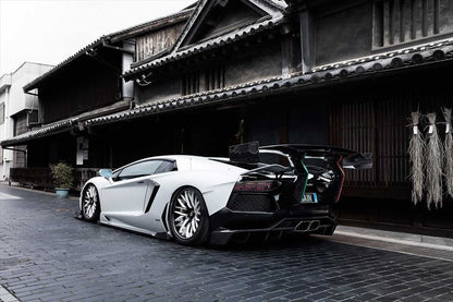 AIMGAIN Lamborghini Aventador GT Type-1 body kit - Detail View 9